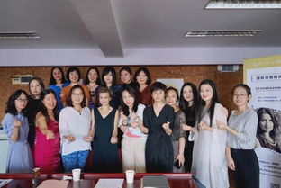 貿(mào)大精彩課堂 大師揭秘國際頂級(jí)時(shí)尚業(yè)成功的商業(yè)模式與經(jīng)濟(jì)貿(mào)易咨詢